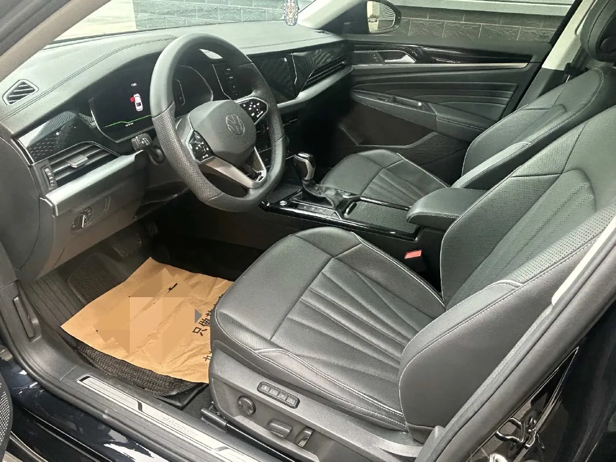 2024 Volkswagen Passat 2.0T 220HP L4 7DCT,autocango,china used car exporter,china ev exporter,chinese used car exporter,chinese used ev exporter