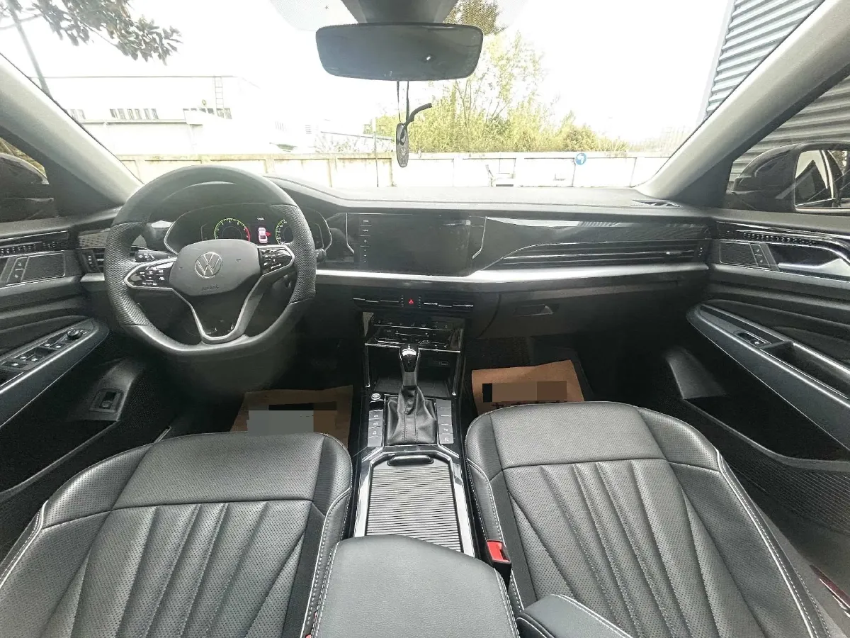 2024 Volkswagen Passat 2.0T 220HP L4 7DCT,autocango,china used car exporter,china ev exporter,chinese used car exporter,chinese used ev exporter