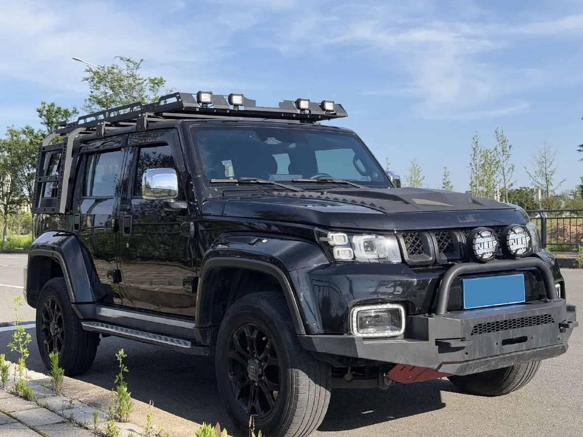 2021 Beijing BJ40 2.0T 224HP L4 8AT,autocango,china used car exporter,china ev exporter,chinese used car exporter,chinese used ev exporter