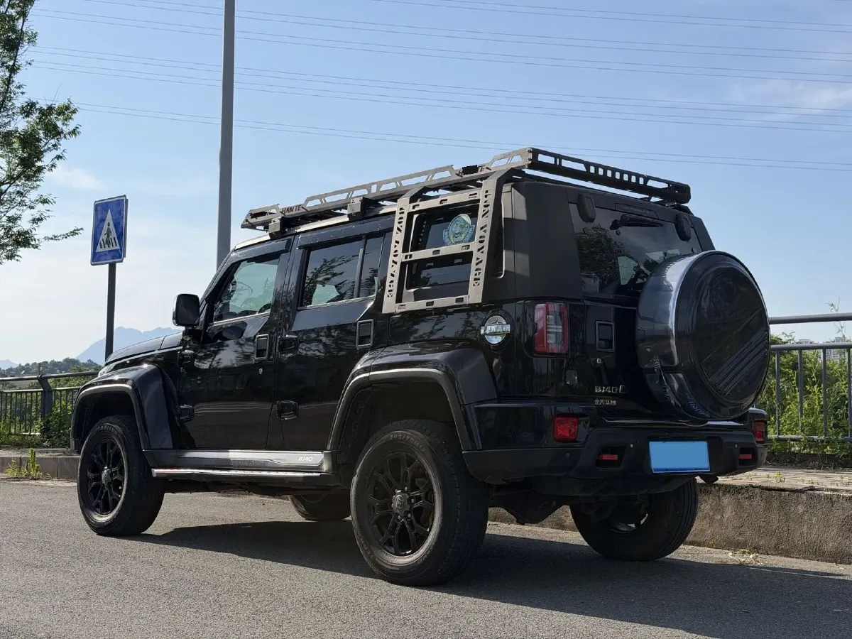 2021 Beijing BJ40 2.0T 224HP L4 8AT,autocango,china used car exporter,china ev exporter,chinese used car exporter,chinese used ev exporter