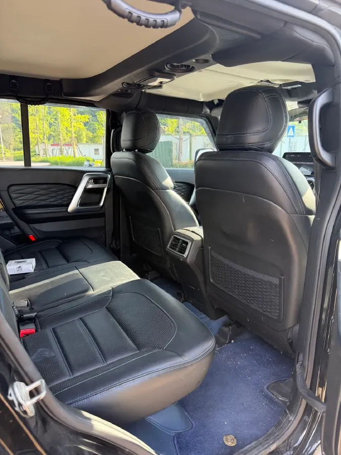 2021 Beijing BJ40 2.0T 224HP L4 8AT,autocango,china used car exporter,china ev exporter,chinese used car exporter,chinese used ev exporter