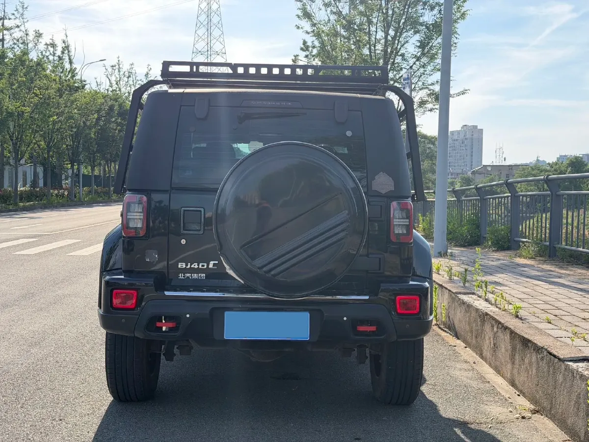 2021 Beijing BJ40 2.0T 224HP L4 8AT,autocango,china used car exporter,china ev exporter,chinese used car exporter,chinese used ev exporter
