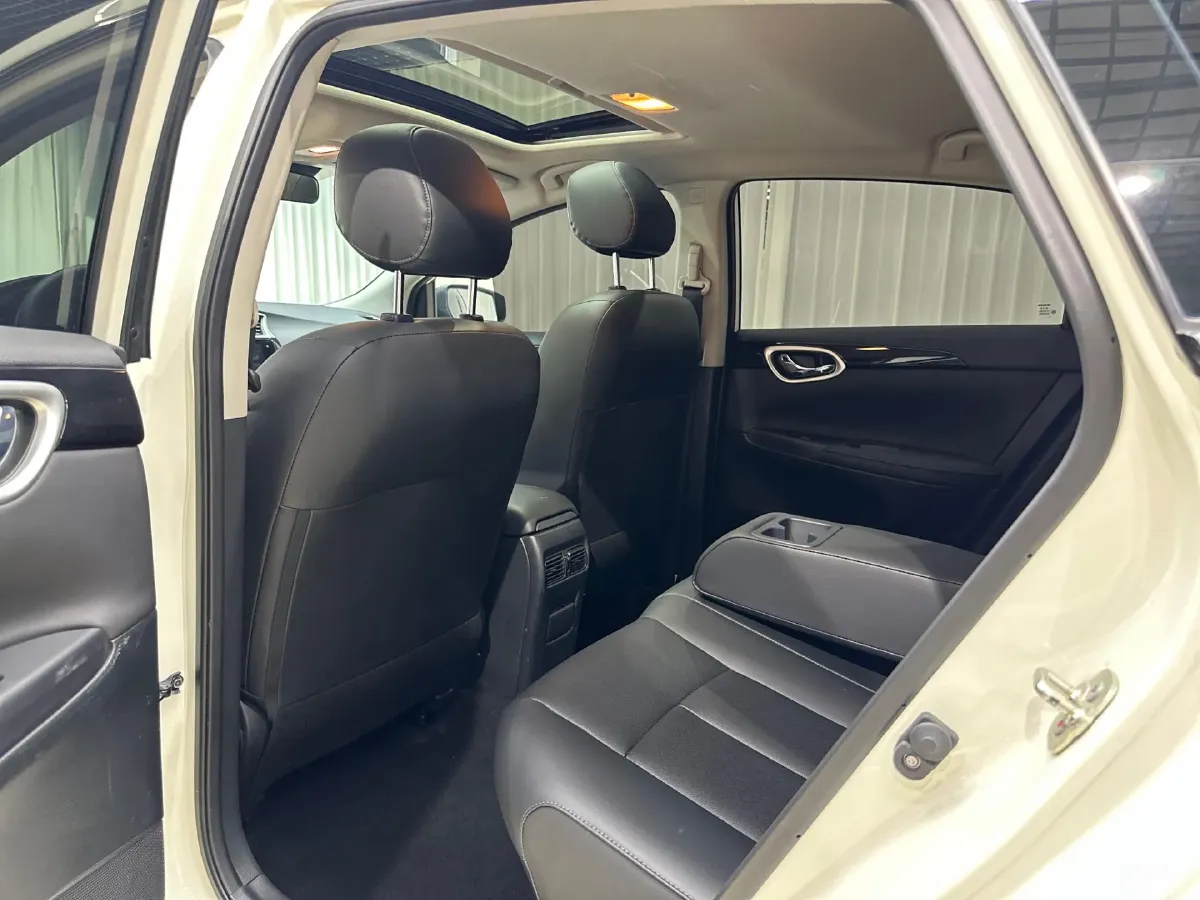 2022 Nissan Sylphy 1.6L 122HP L4 CVT,autocango,china used car exporter,china ev exporter,chinese used car exporter,chinese used ev exporter