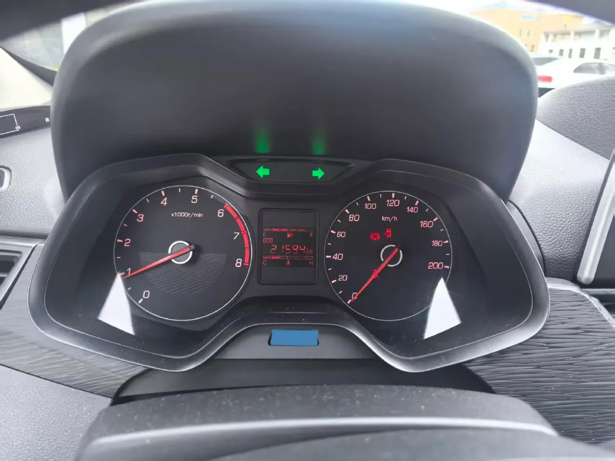 2020 BaoJun 310 1.2L 80HP L4 5MT,autocango,china used car exporter,china ev exporter,chinese used car exporter,chinese used ev exporter