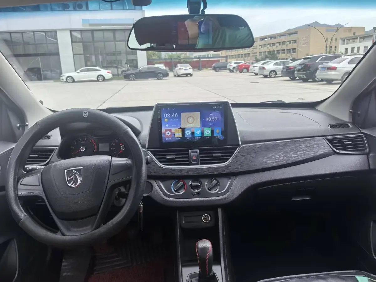 2020 BaoJun 310 1.2L 80HP L4 5MT,autocango,china used car exporter,china ev exporter,chinese used car exporter,chinese used ev exporter
