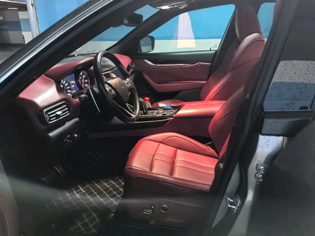 2022 Maserati Levante 3.0T 350HP V6 8AT,autocango,china used car exporter,china ev exporter,chinese used car exporter,chinese used ev exporter