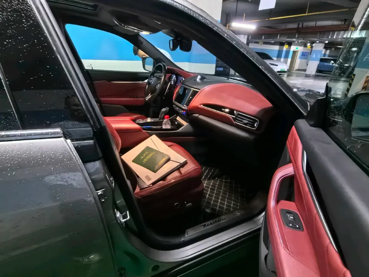 2022 Maserati Levante 3.0T 350HP V6 8AT,autocango,china used car exporter,china ev exporter,chinese used car exporter,chinese used ev exporter