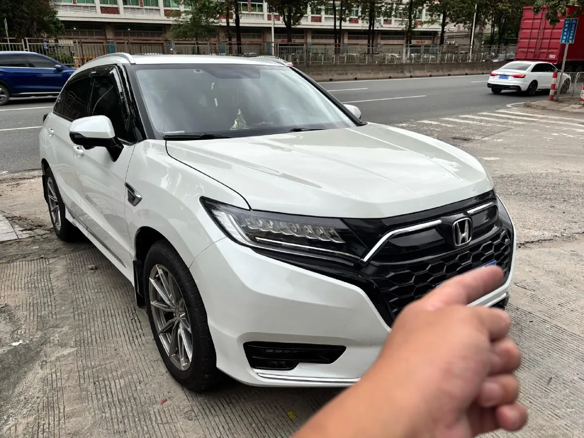 2020 Honda UR-V 2.0T 272HP L4 9AT,autocango,china used car exporter,china ev exporter,chinese used car exporter,chinese used ev exporter