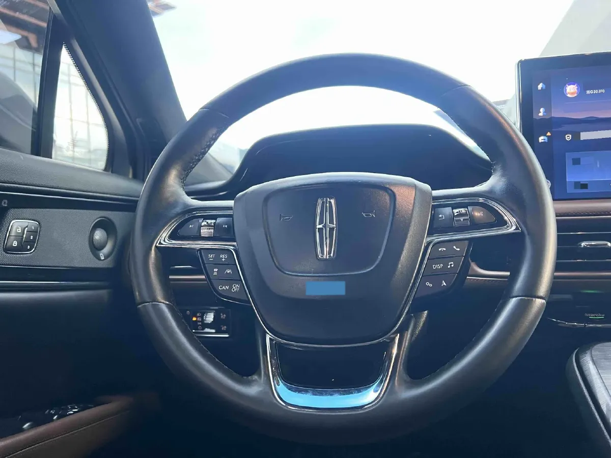 2021 Lincoln Nautilus 2.7T 322HP V6 8AT,autocango,china used car exporter,china ev exporter,chinese used car exporter,chinese used ev exporter
