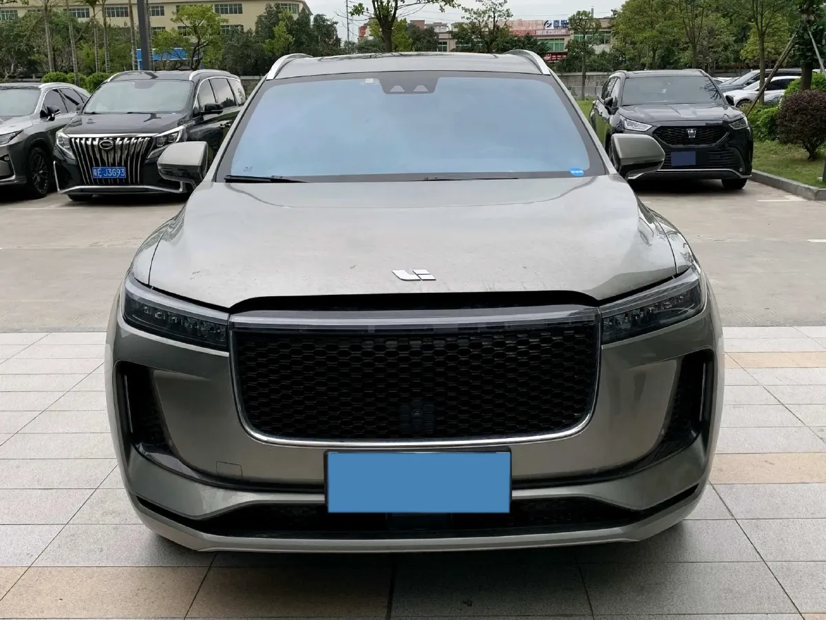 2020 Li ONE Range Extended 131HP REEV 40.5KWH,autocango,china used car exporter,china ev exporter,chinese used car exporter,chinese used ev exporter