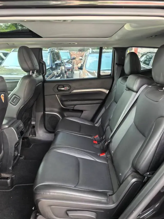 2021 Lincoln Corsair 2.0T 245HP L4 8AT,autocango,china used car exporter,china ev exporter,chinese used car exporter,chinese used ev exporter