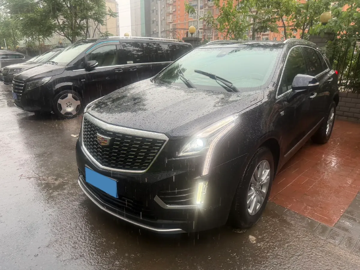 2021 Cadillac XT5 2.0T 237HP L4 9AT,autocango,china used car exporter,china ev exporter,chinese used car exporter,chinese used ev exporter