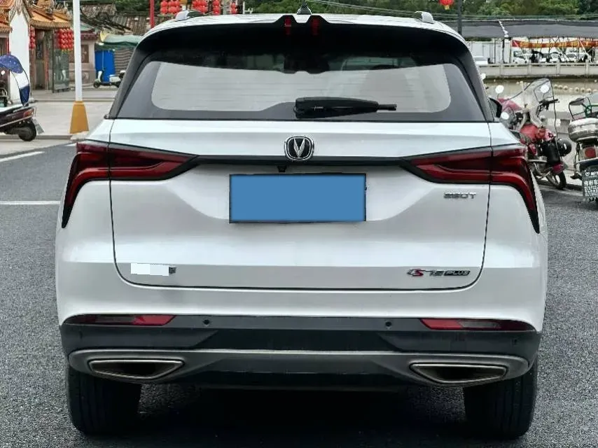 2021 ChangAn CS75 Plus 1.5T 178HP L4 6AT,autocango,china used car exporter,china ev exporter,chinese used car exporter,chinese used ev exporter