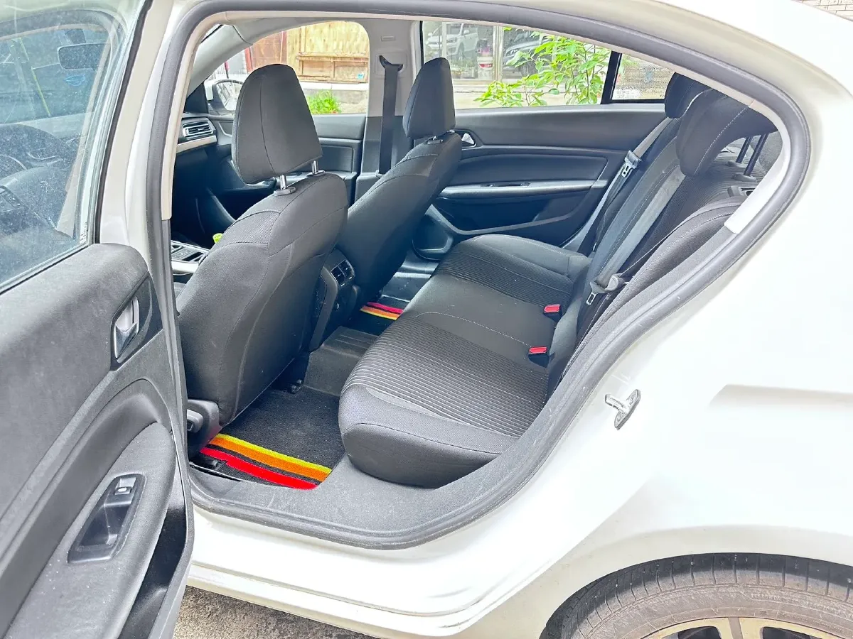 2018 Peugeot 408 1.6T 167HP L4 6AT,autocango,china used car exporter,china ev exporter,chinese used car exporter,chinese used ev exporter