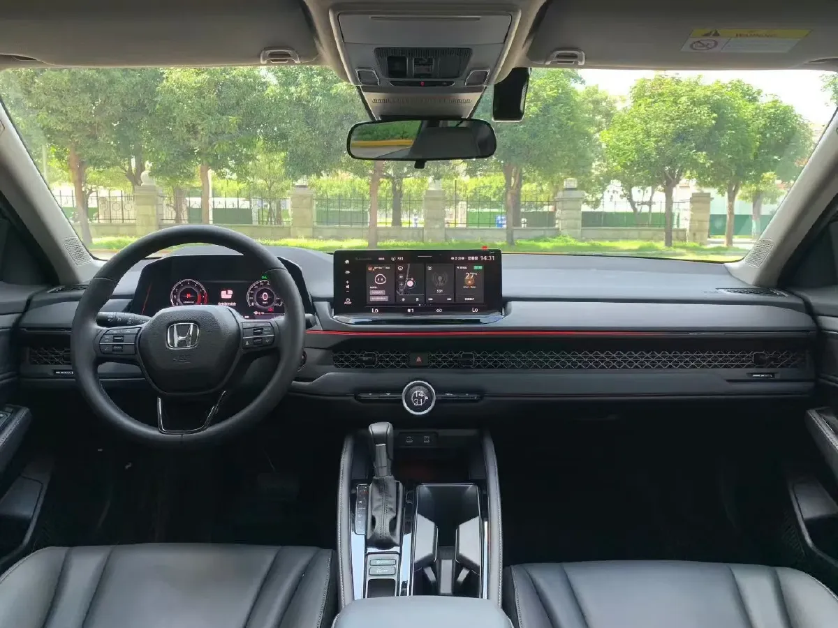 2025 Honda Accord 1.5T 192HP L4 CVT,autocango,china used car exporter,china ev exporter,chinese used car exporter,chinese used ev exporter