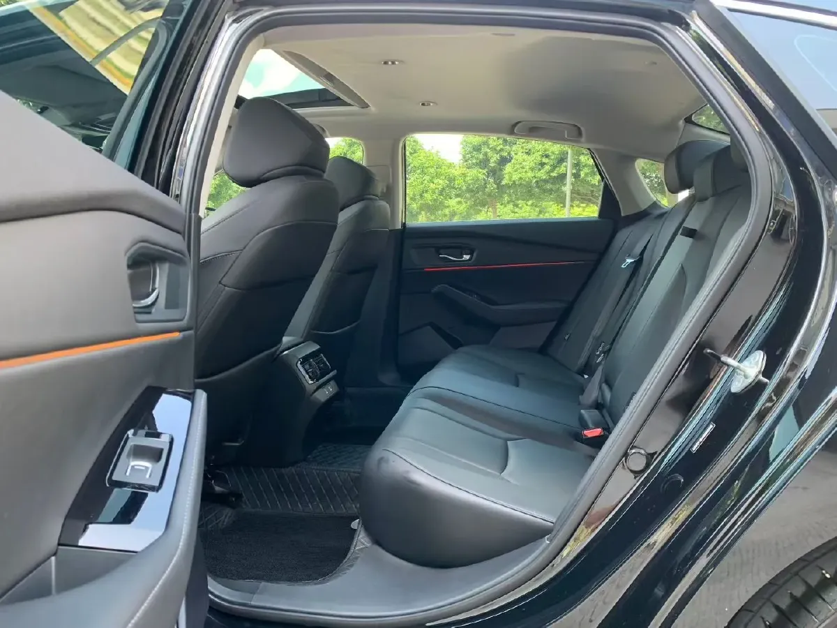 2025 Honda Accord 1.5T 192HP L4 CVT,autocango,china used car exporter,china ev exporter,chinese used car exporter,chinese used ev exporter