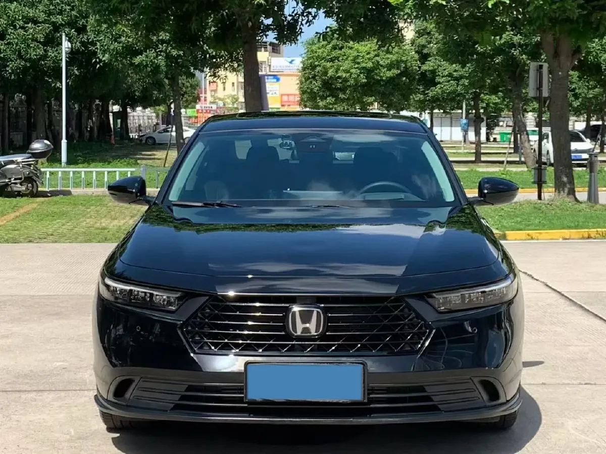 2025 Honda Accord 1.5T 192HP L4 CVT,autocango,china used car exporter,china ev exporter,chinese used car exporter,chinese used ev exporter