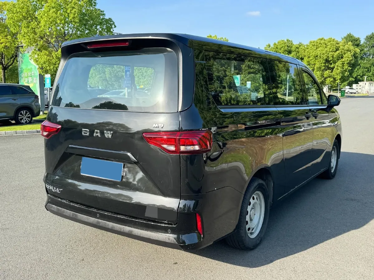 2023 BAW RuiSheng Trump M7 1.6L 124HP L4 5MT,autocango,china used car exporter,china ev exporter,chinese used car exporter,chinese used ev exporter
