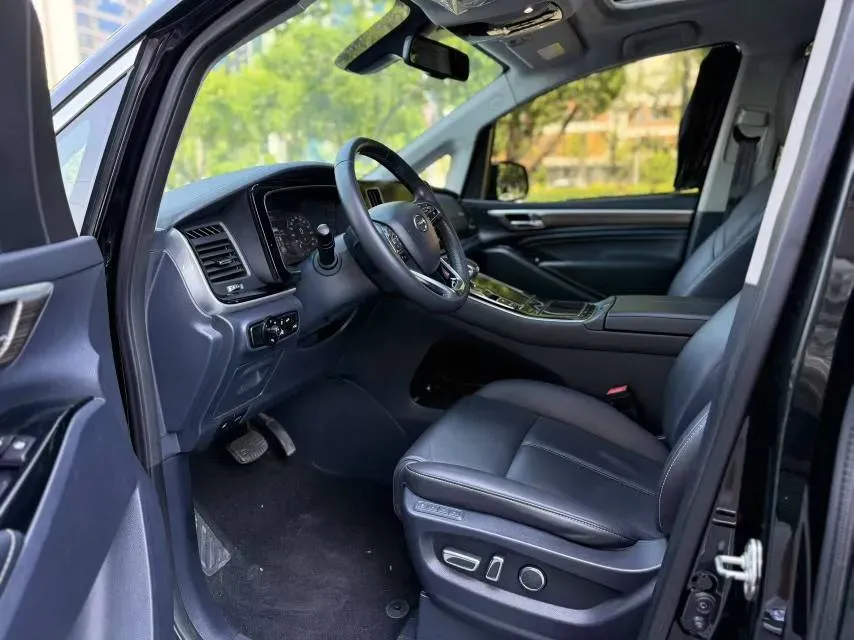 2021 GAC Trumpchi M8 2.0T 252HP L4 8AT,autocango,china used car exporter,china ev exporter,chinese used car exporter,chinese used ev exporter
