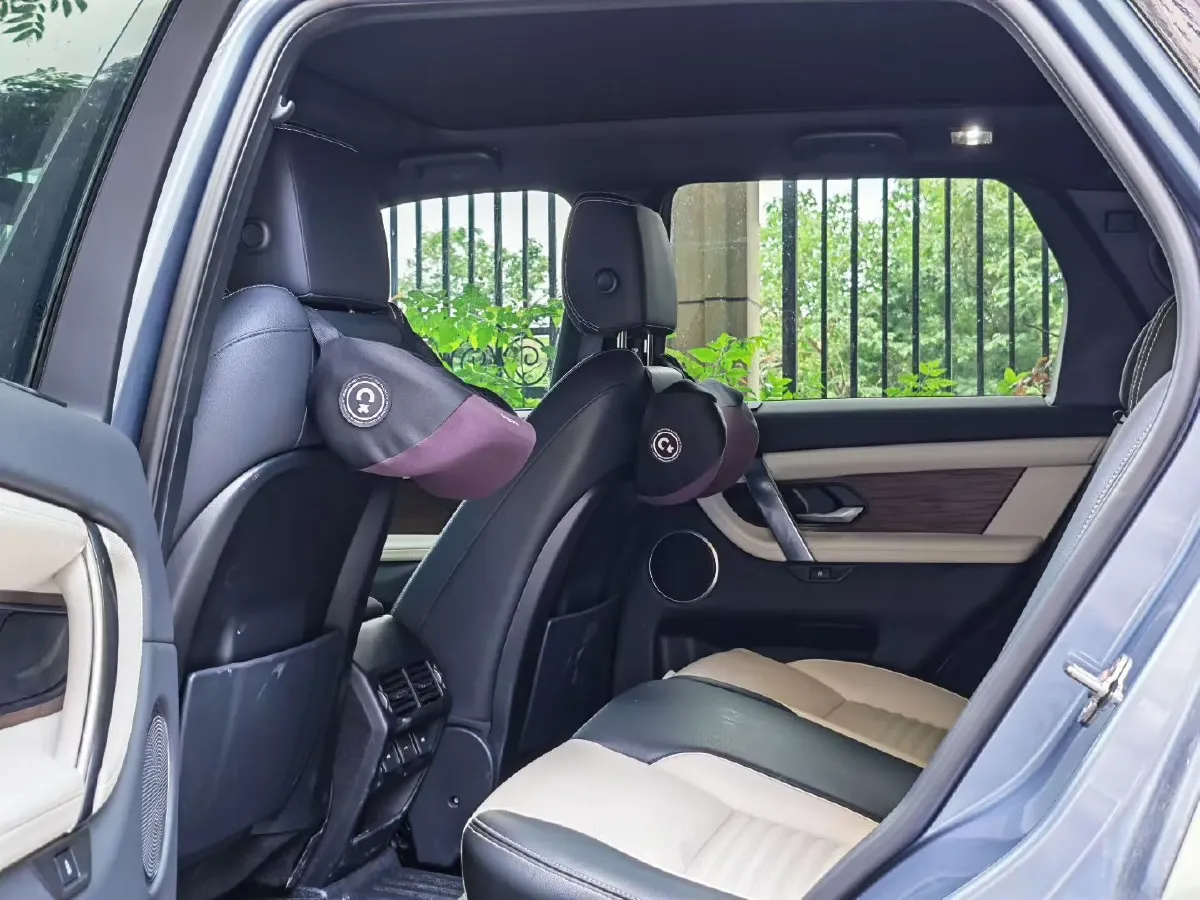2021 Land Rover Discovery Sport 2.0T 249HP L4 9AT,autocango,china used car exporter,china ev exporter,chinese used car exporter,chinese used ev exporter