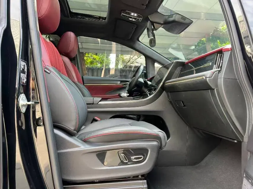 2024 Ford TransitT8 2.3T 174HP L4 8AT,autocango,china used car exporter,china ev exporter,chinese used car exporter,chinese used ev exporter