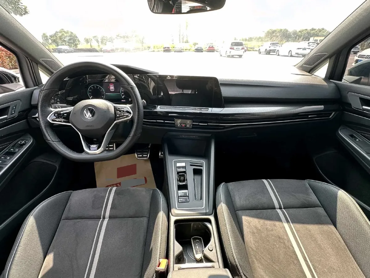 2023 Volkswagen Golf 1.4T 150HP L4 7DCT,autocango,china used car exporter,china ev exporter,chinese used car exporter,chinese used ev exporter