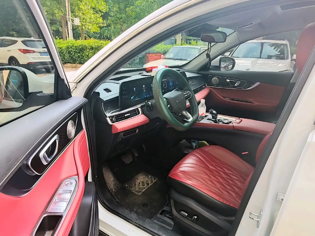 2023 Chery Tiggo 7 Plus 1.6T 197HP L4 7DCT,autocango,china used car exporter,china ev exporter,chinese used car exporter,chinese used ev exporter