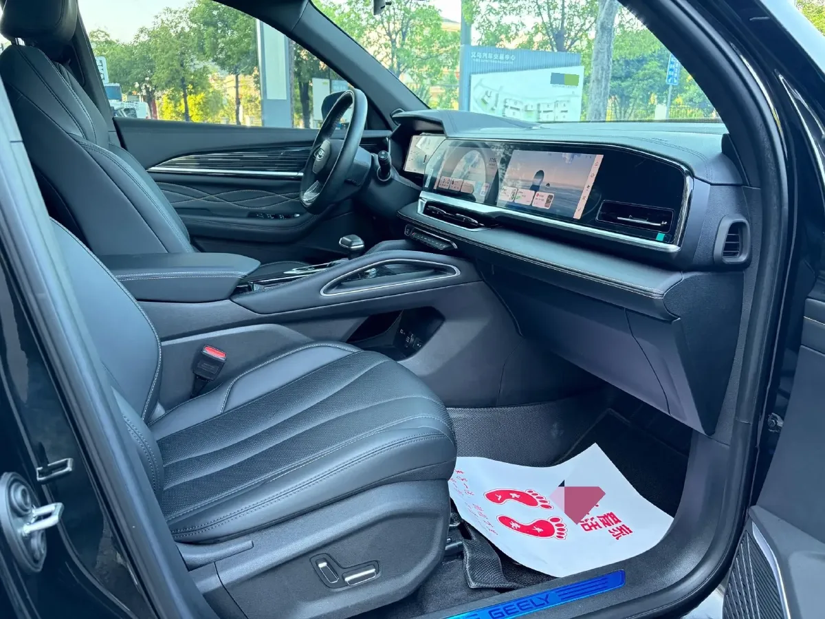 2024 Geely Monjaro 2.0T 218HP L4 7DCT,autocango,china used car exporter,china ev exporter,chinese used car exporter,chinese used ev exporter