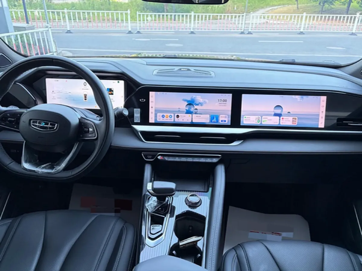 2024 Geely Monjaro 2.0T 218HP L4 7DCT,autocango,china used car exporter,china ev exporter,chinese used car exporter,chinese used ev exporter