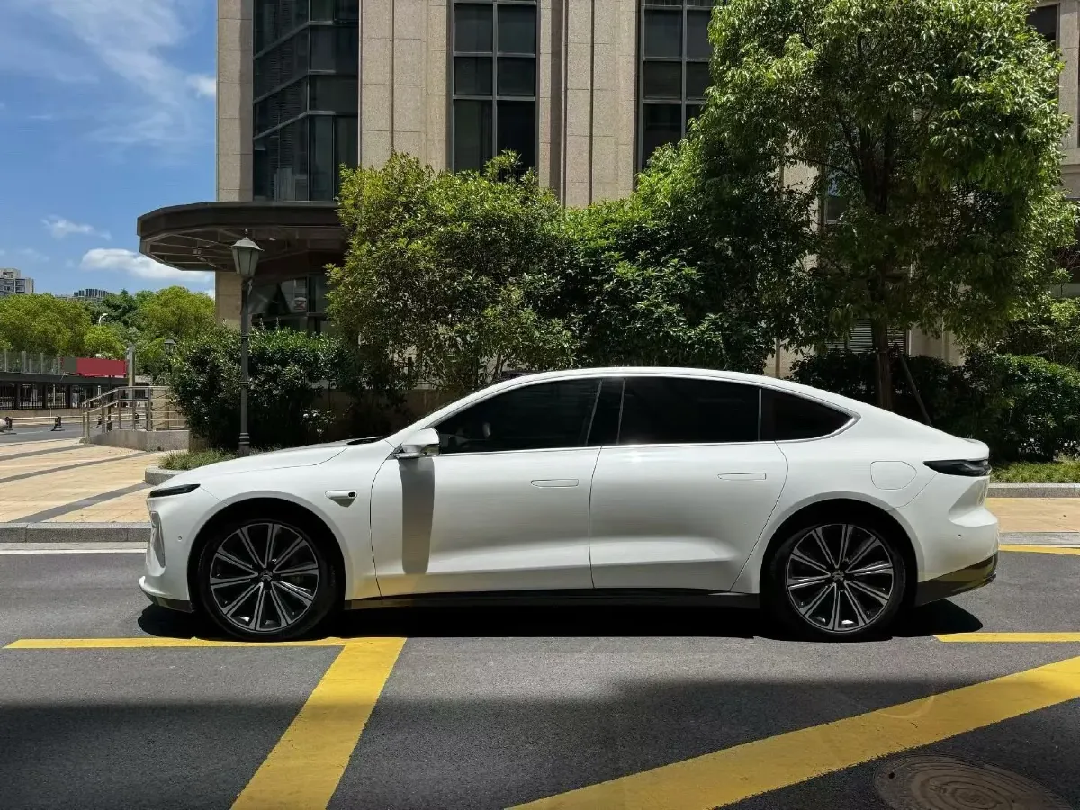 2024 NIO ET7 BEV 75KWH,autocango,china used car exporter,china ev exporter,chinese used car exporter,chinese used ev exporter