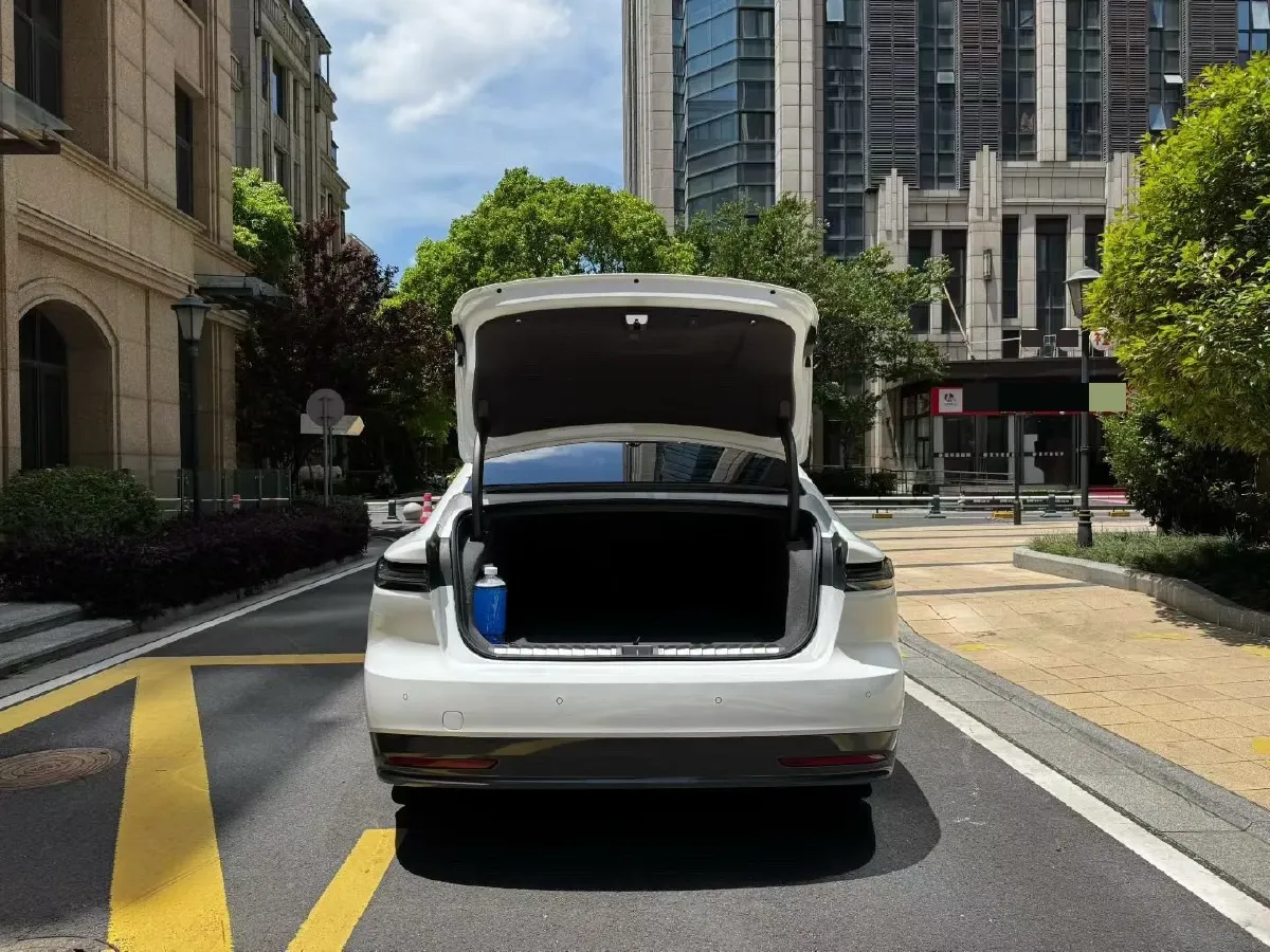 2024 NIO ET7 BEV 75KWH,autocango,china used car exporter,china ev exporter,chinese used car exporter,chinese used ev exporter