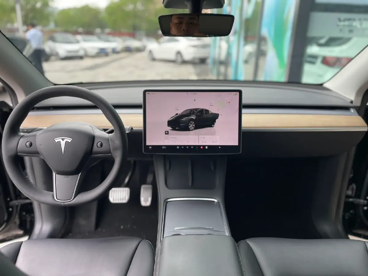 2022 Tesla Model Y BEV 60KWH,autocango,china used car exporter,china ev exporter,chinese used car exporter,chinese used ev exporter