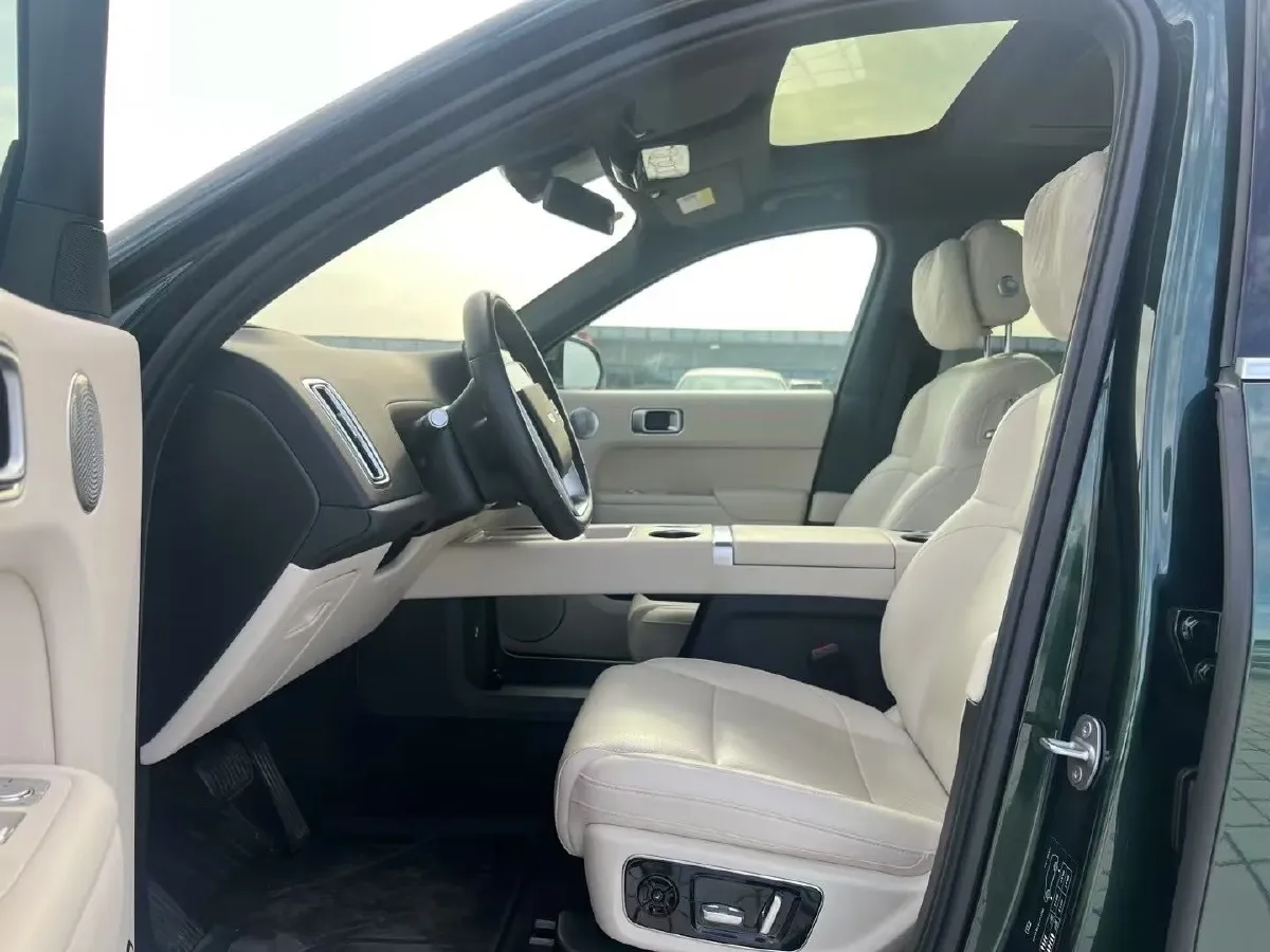 2024 Li L9 Range Extended 154HP REEV 52.3KWH,autocango,china used car exporter,china ev exporter,chinese used car exporter,chinese used ev exporter