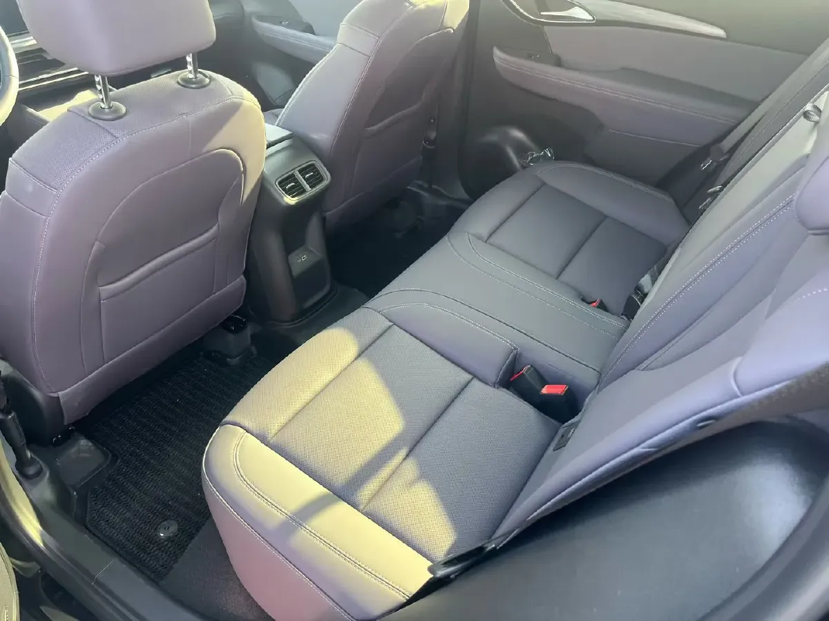 2026 Buick EnvisionPlus 2.0T 237HP L4 9AT,autocango,china used car exporter,china ev exporter,chinese used car exporter,chinese used ev exporter