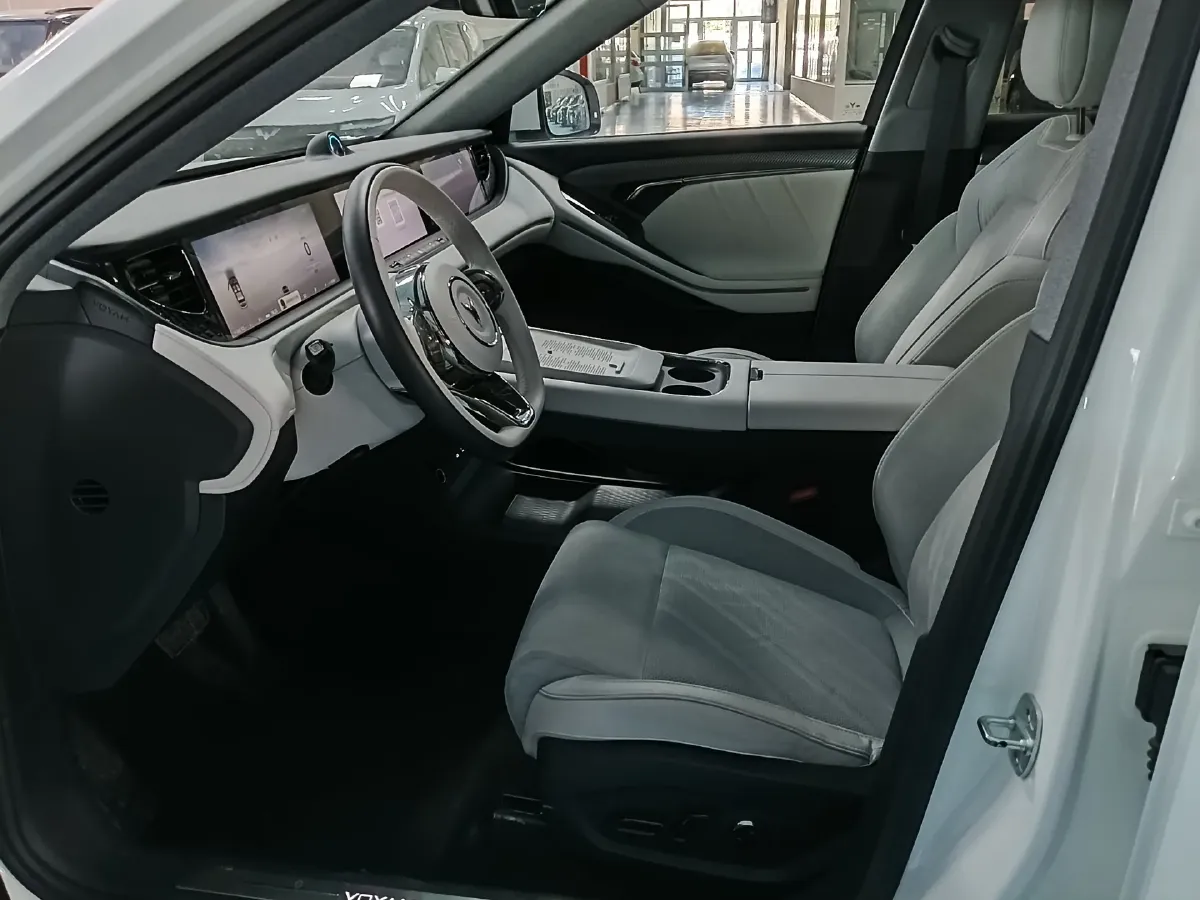 2025 Voyah FREE 1.5T 150HP L4 REEV 43KWH,autocango,china used car exporter,china ev exporter,chinese used car exporter,chinese used ev exporter