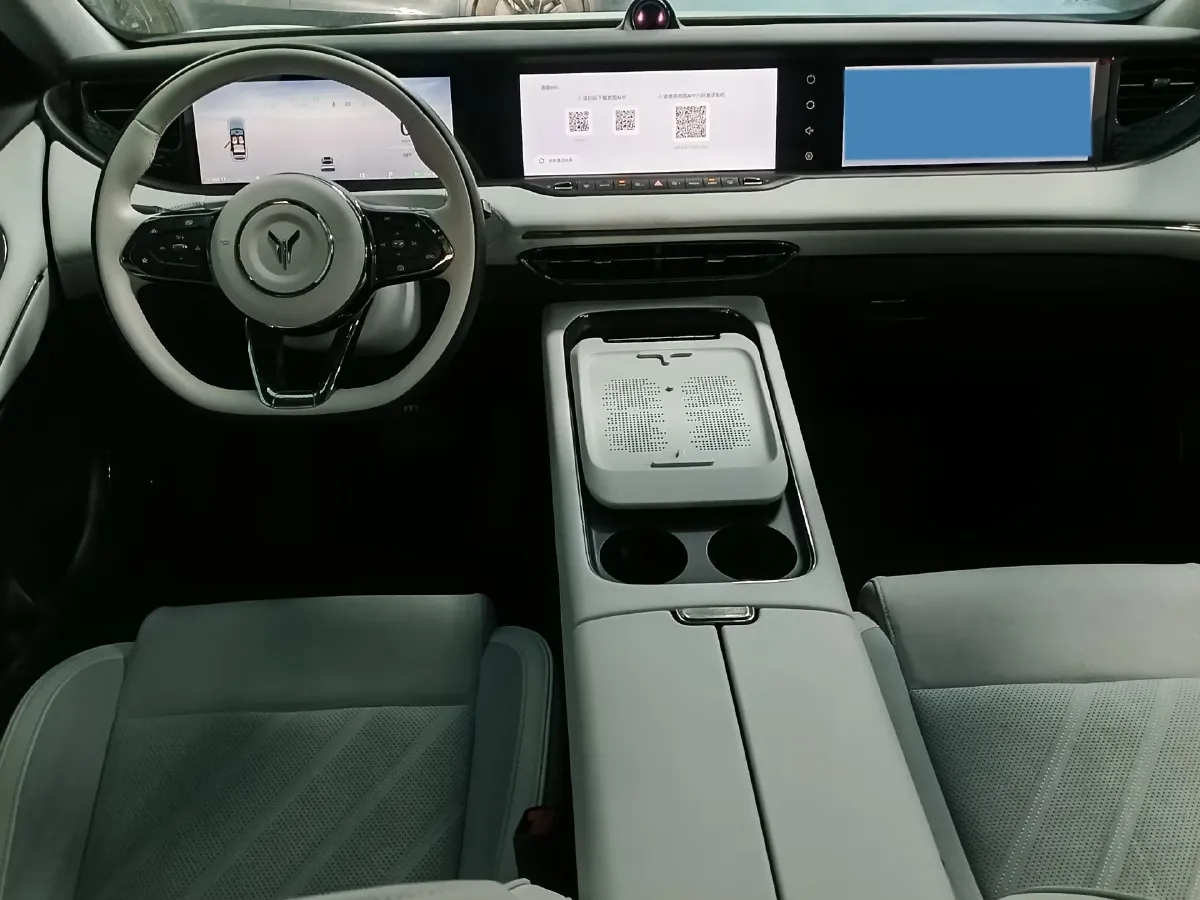 2025 Voyah FREE 1.5T 150HP L4 REEV 43KWH,autocango,china used car exporter,china ev exporter,chinese used car exporter,chinese used ev exporter