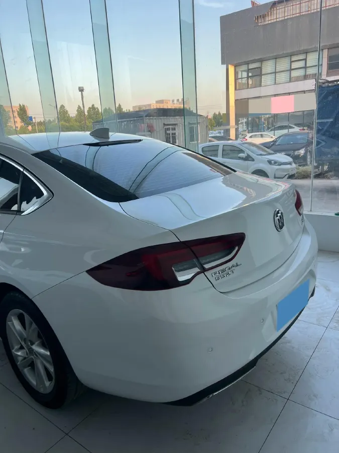 2020 Buick Regal 1.5T 169HP L4 9AT,autocango,china used car exporter,china ev exporter,chinese used car exporter,chinese used ev exporter