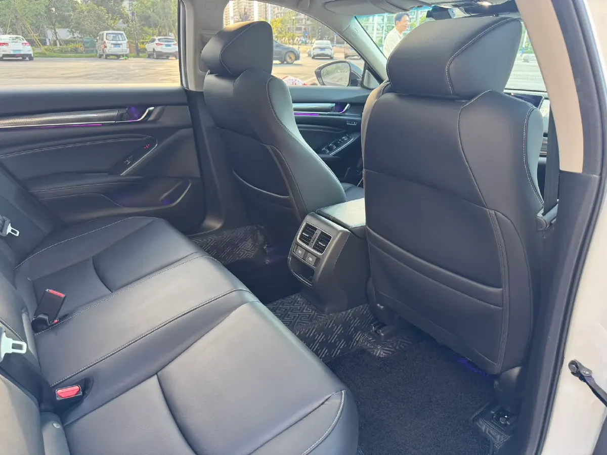 2022 Honda Accord 2.0L 146HP L4 E-CVT Hybrid,autocango,china used car exporter,china ev exporter,chinese used car exporter,chinese used ev exporter