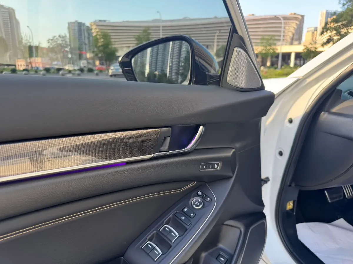 2022 Honda Accord 2.0L 146HP L4 E-CVT Hybrid,autocango,china used car exporter,china ev exporter,chinese used car exporter,chinese used ev exporter