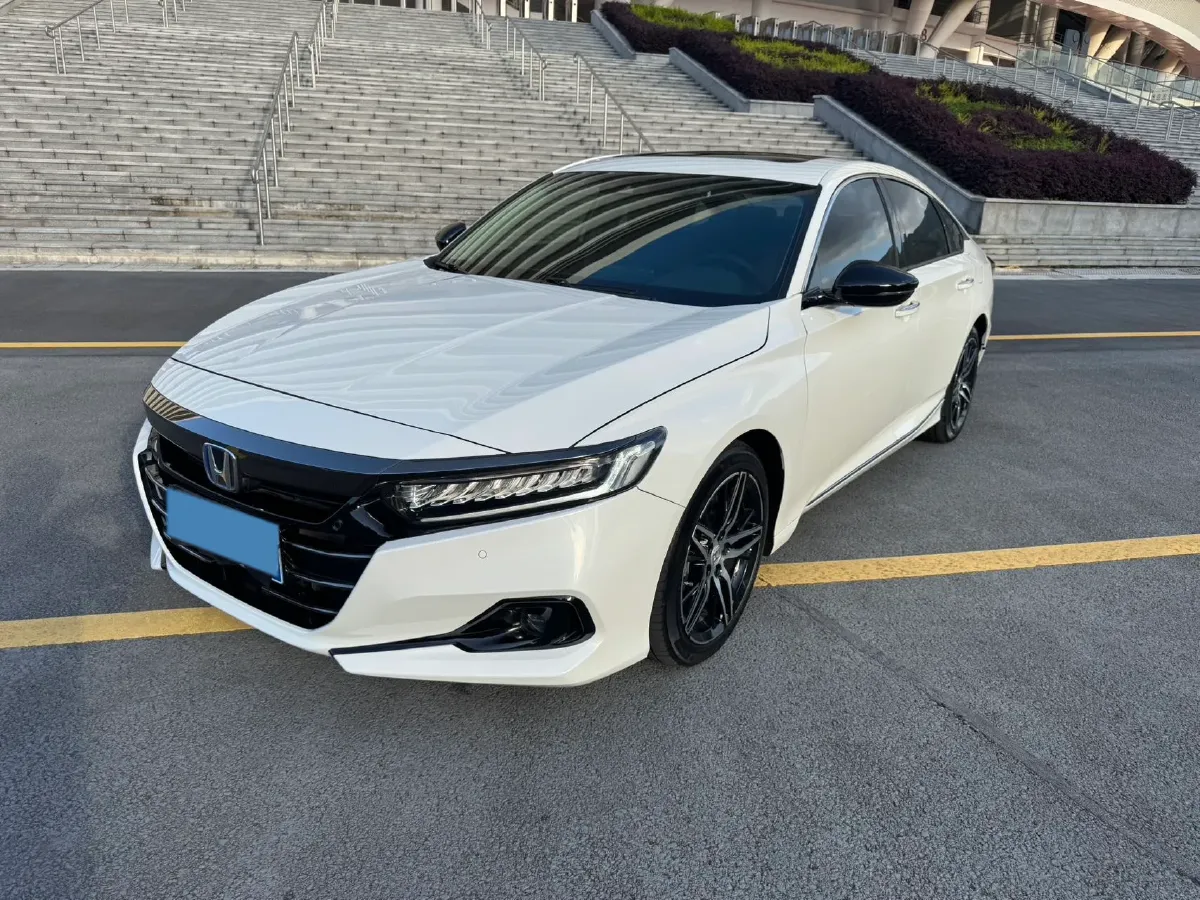 2022 Honda Accord 2.0L 146HP L4 E-CVT Hybrid,autocango,china used car exporter,china ev exporter,chinese used car exporter,chinese used ev exporter