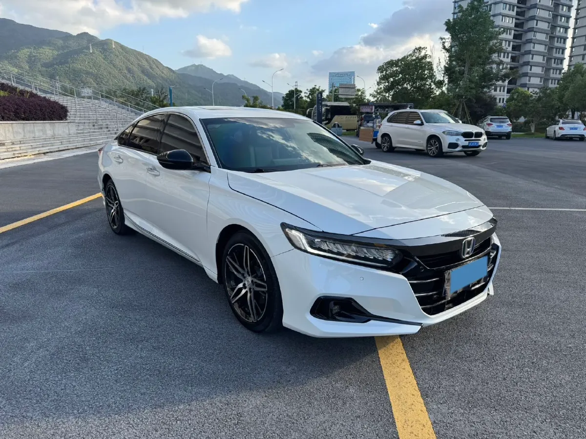2022 Honda Accord 2.0L 146HP L4 E-CVT Hybrid,autocango,china used car exporter,china ev exporter,chinese used car exporter,chinese used ev exporter