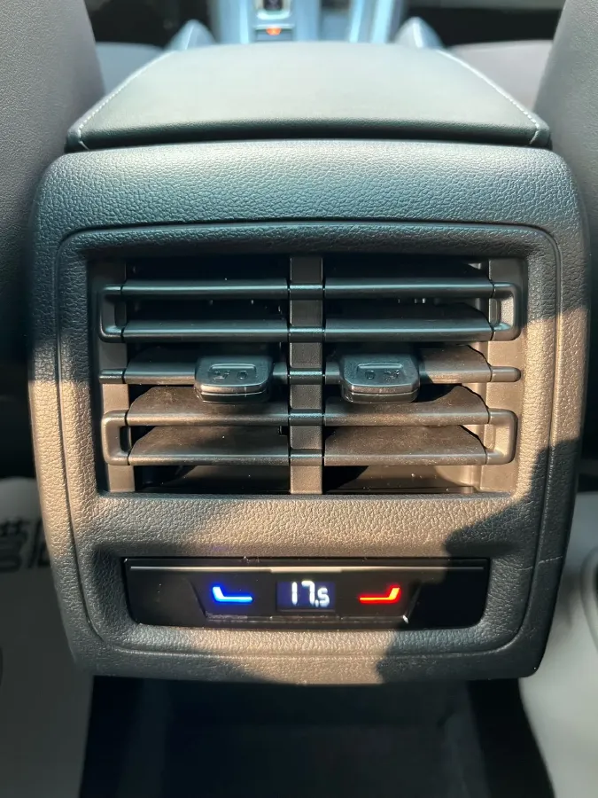 2023 Volkswagen Golf 1.4T 150HP L4 7DCT,autocango,china used car exporter,china ev exporter,chinese used car exporter,chinese used ev exporter