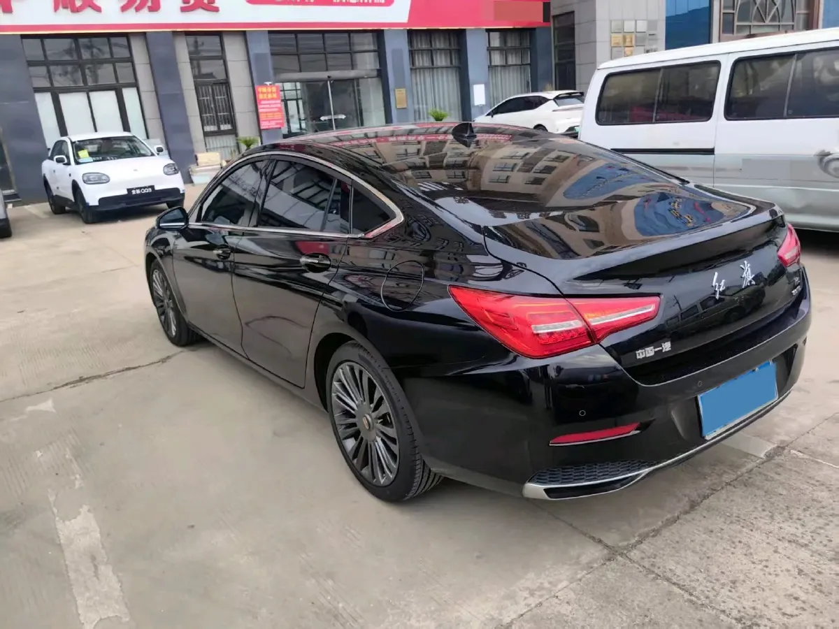 2020 HongQi H5 1.5T 169HP L4 7DCT,autocango,china used car exporter,china ev exporter,chinese used car exporter,chinese used ev exporter