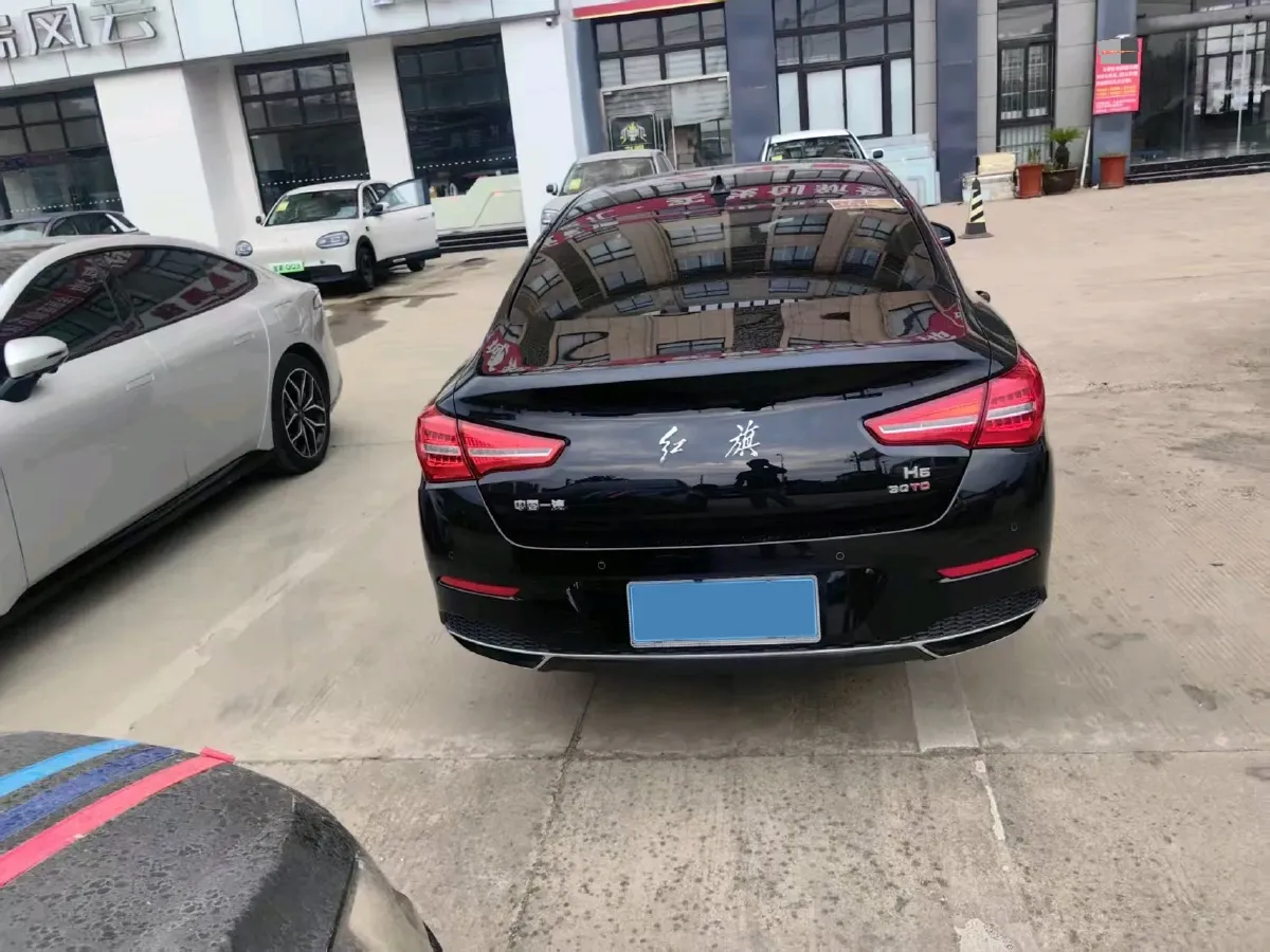 2020 HongQi H5 1.5T 169HP L4 7DCT,autocango,china used car exporter,china ev exporter,chinese used car exporter,chinese used ev exporter