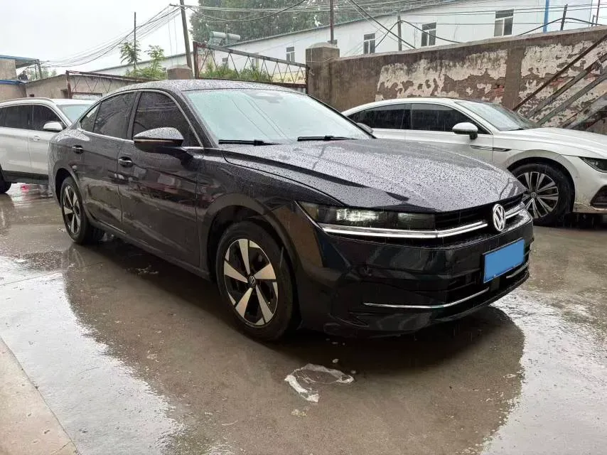 2024 Volkswagen Magotan 2.0T 220HP L4 7DCT,autocango,china used car exporter,china ev exporter,chinese used car exporter,chinese used ev exporter