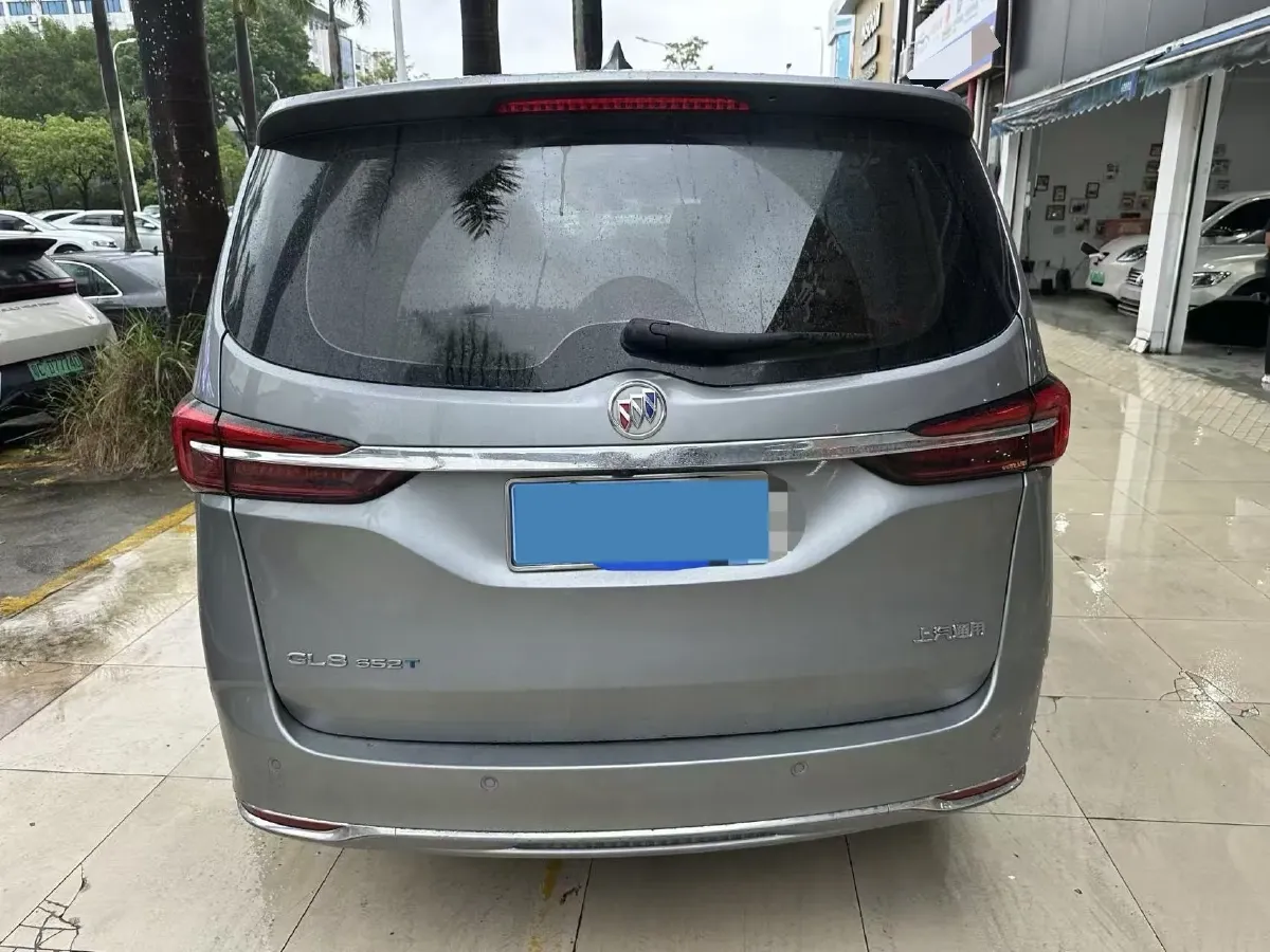 2022 Buick GL8 2.0T 237HP L4 9AT,autocango,china used car exporter,china ev exporter,chinese used car exporter,chinese used ev exporter