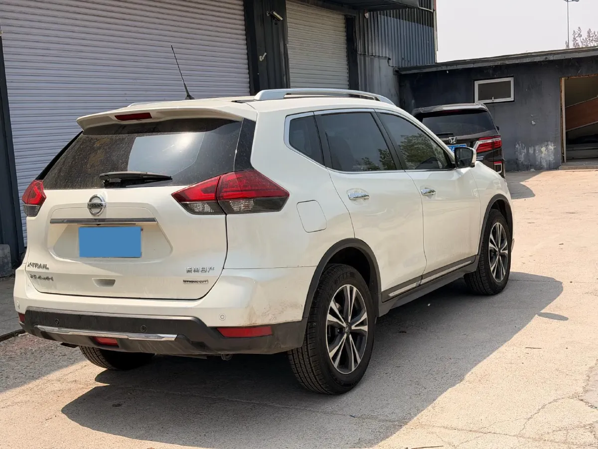 2021 Nissan X-Trail 2.5L 181HP L4 CVT,autocango,china used car exporter,china ev exporter,chinese used car exporter,chinese used ev exporter