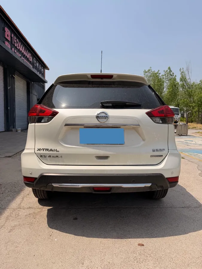 2021 Nissan X-Trail 2.5L 181HP L4 CVT,autocango,china used car exporter,china ev exporter,chinese used car exporter,chinese used ev exporter
