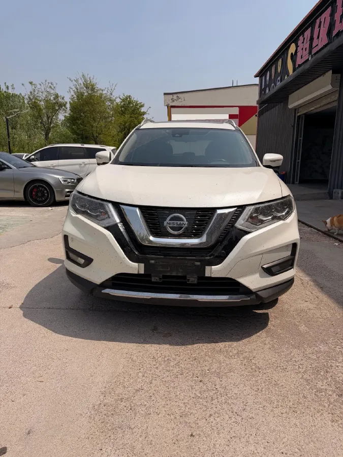 2021 Nissan X-Trail 2.5L 181HP L4 CVT,autocango,china used car exporter,china ev exporter,chinese used car exporter,chinese used ev exporter