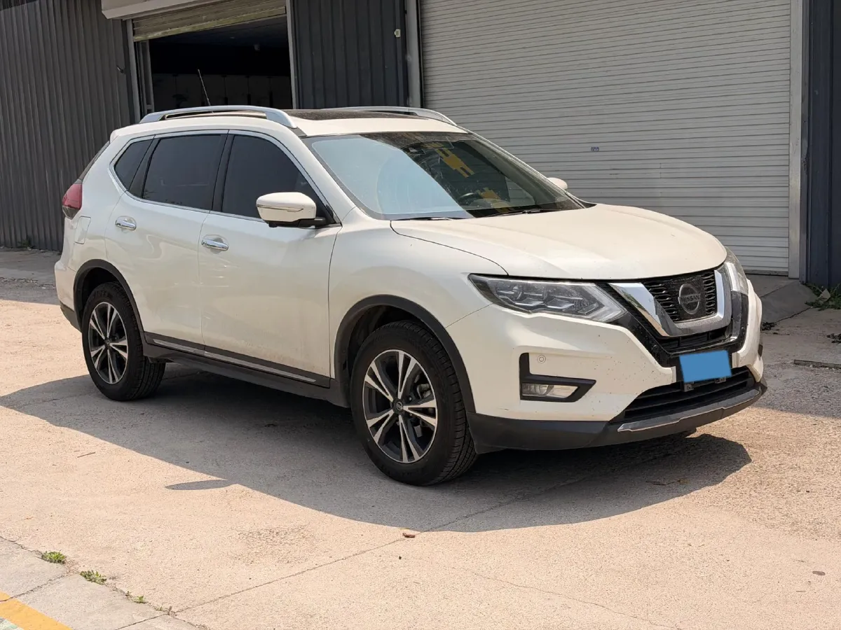 2021 Nissan X-Trail 2.5L 181HP L4 CVT,autocango,china used car exporter,china ev exporter,chinese used car exporter,chinese used ev exporter